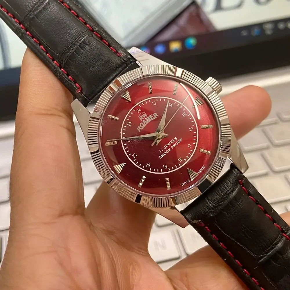 Vintage 1984 Roamer Manual Mens Silver Watch W/Fluted Bezel & Red accents